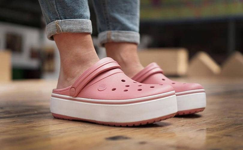 free crocs for nurses women's